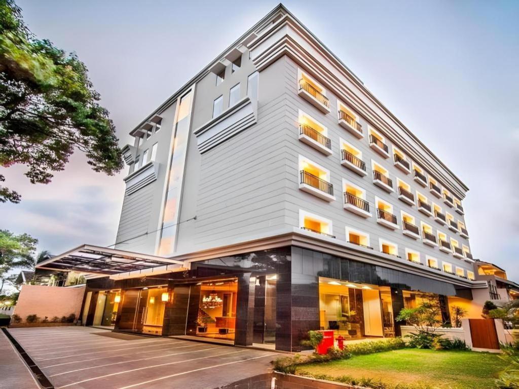 The Mirah Hotel بوكور المظهر الخارجي الصورة
