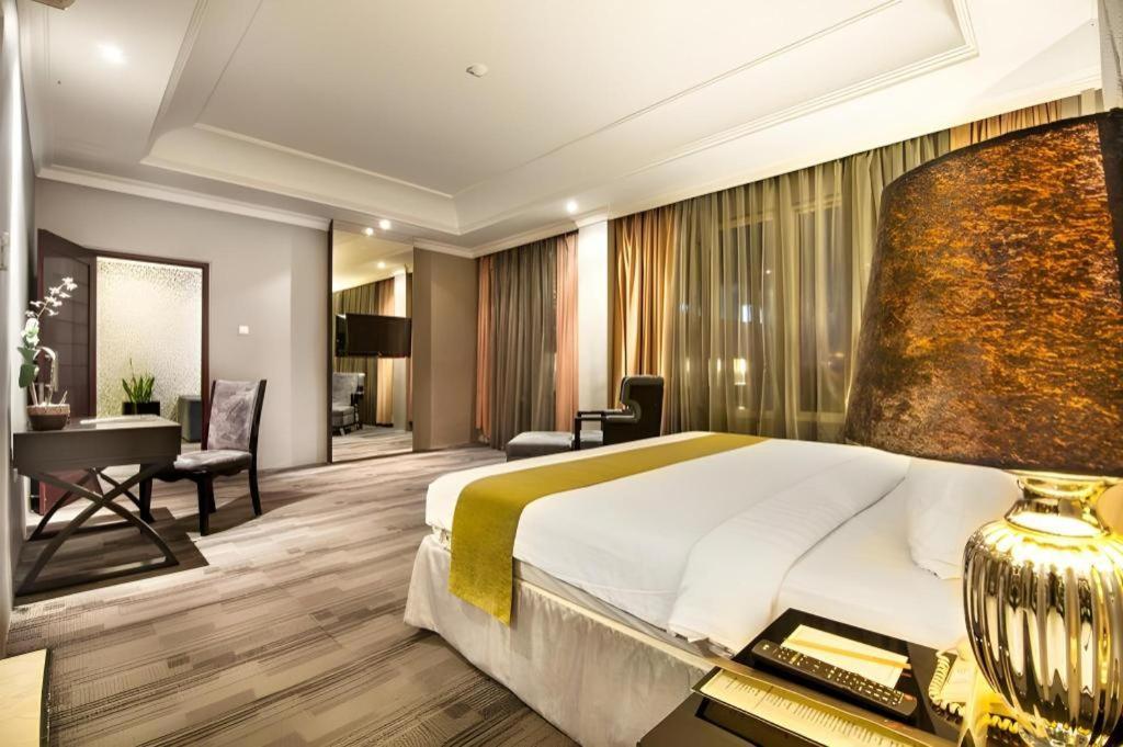 The Mirah Hotel بوكور المظهر الخارجي الصورة